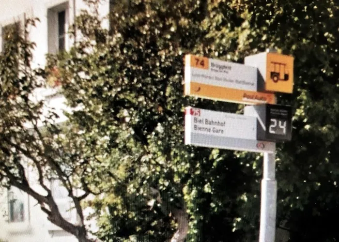 1-room Under Roof With View Apartman Brügg