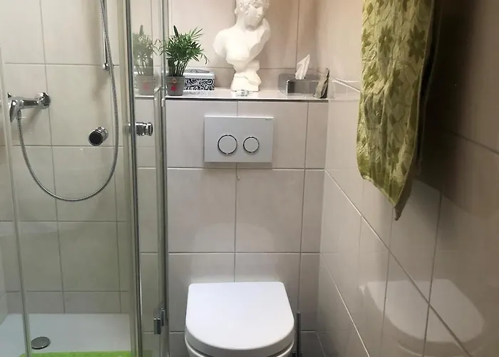 1-room Under Roof With View Apartman Brügg